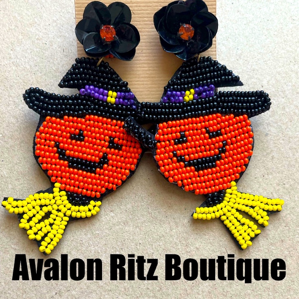 🎉🎃Pumpkin Witch Beaded Halloween Earrings